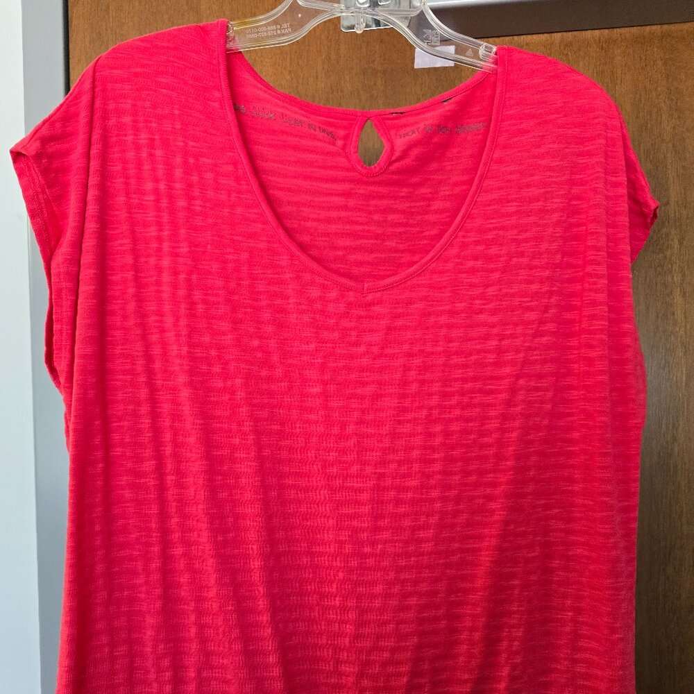 😍[ FLASH SALE!  Pick 5 for $20 ] LIKE NEW - Women's XL Coral Shirt